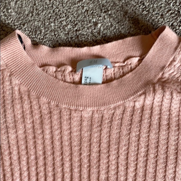 Blush sweater - Picture 2 of 4
